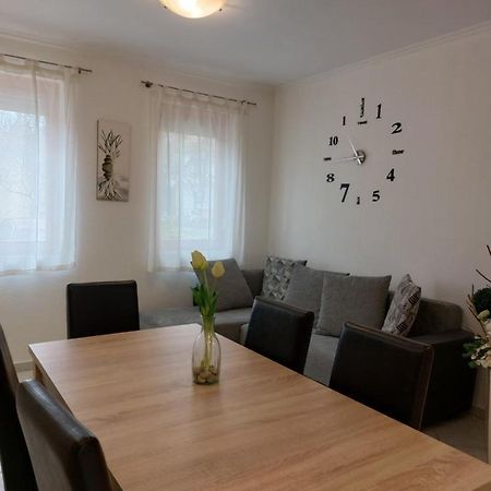 Apartmancentrum Gyula Luaran gambar