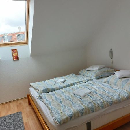 Apartmancentrum Gyula Luaran gambar