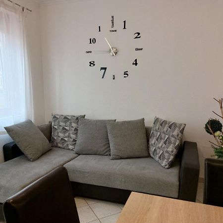 Apartmancentrum Gyula Luaran gambar