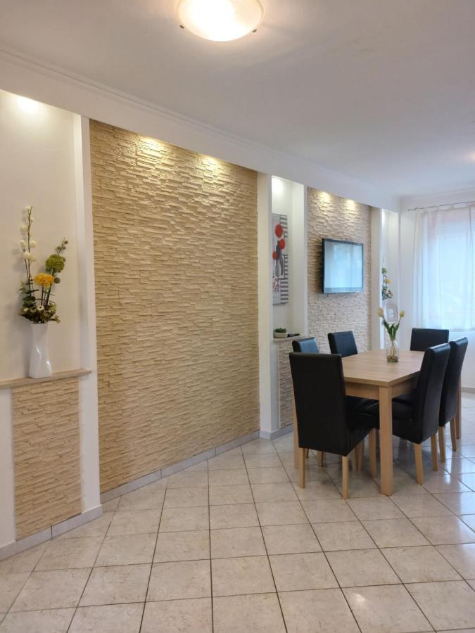 Apartmancentrum Gyula Luaran gambar